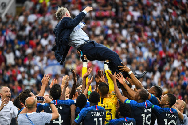 直深受球迷 直深受球迷